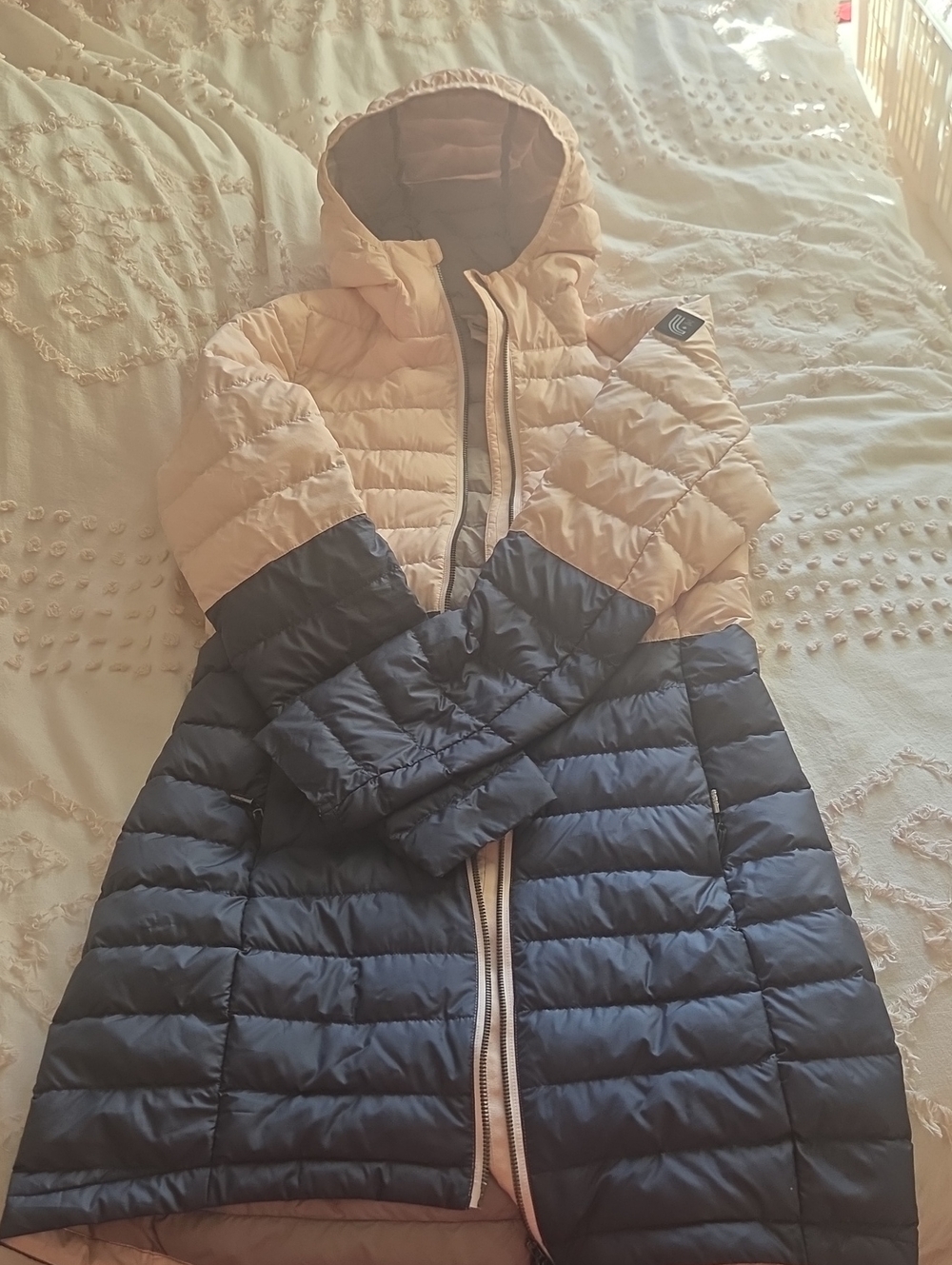 Lole Two-Tone Hooded Thin Puffer Coat in Pink and Navy